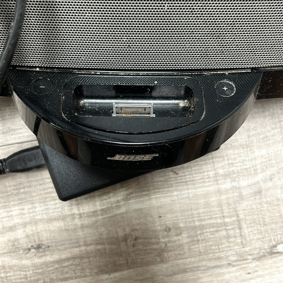 Bose Sounddock - Picture 2 of 4